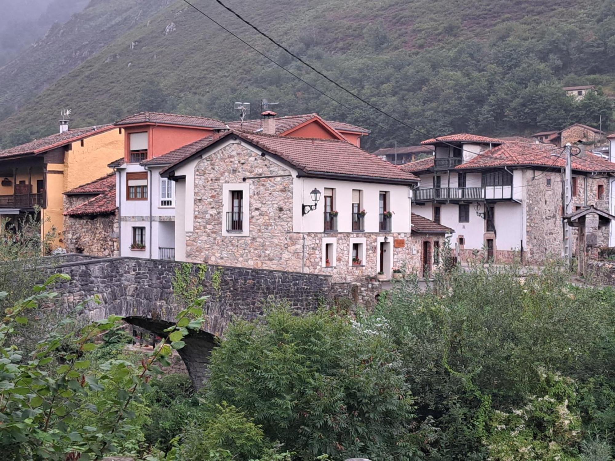 Casa Rural El Puente De Agues Soto De Agues Kültér fotó